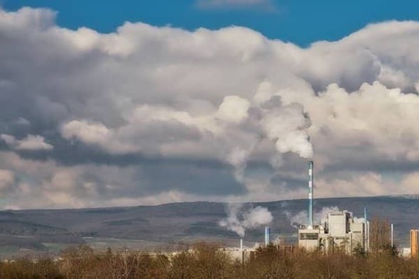 Among other advantages, proponents of hydrogen as a means to power engines or fuel cells favor it because water vapor is its only byproduct.